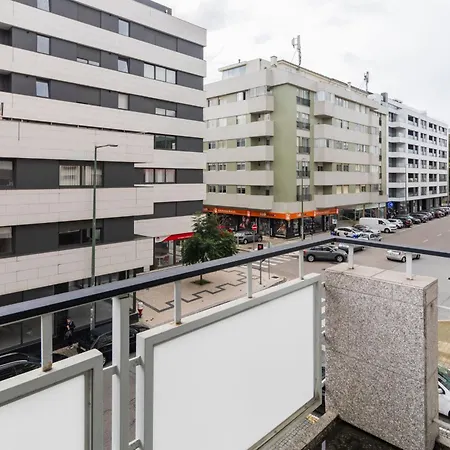Lovelystay - Boavista Cozy Порту